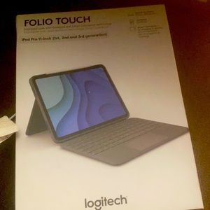logitech foliotouch keyboard case i pad 1st 2 nd 3 rd generation